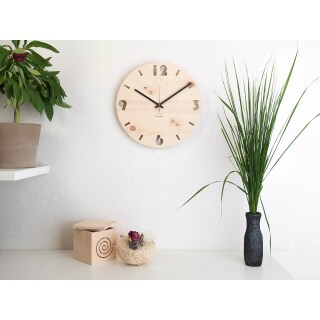Holz-Wanduhr Duhrchbruch Zirbe rund