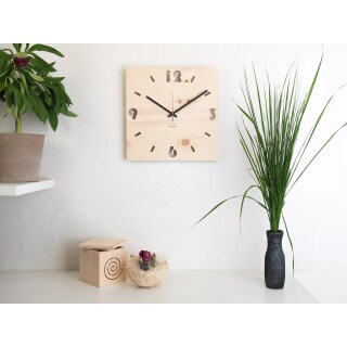 Holz-Wanduhr Duhrchbruch Zirbe eckig